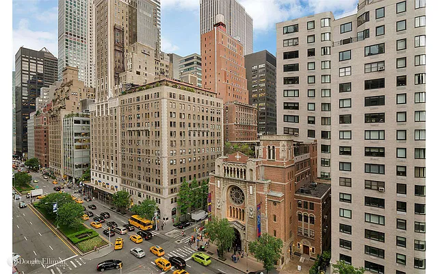 Rented by Douglas Elliman | media 21