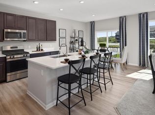 4143 Eton Cir, Windsor, WI 53598