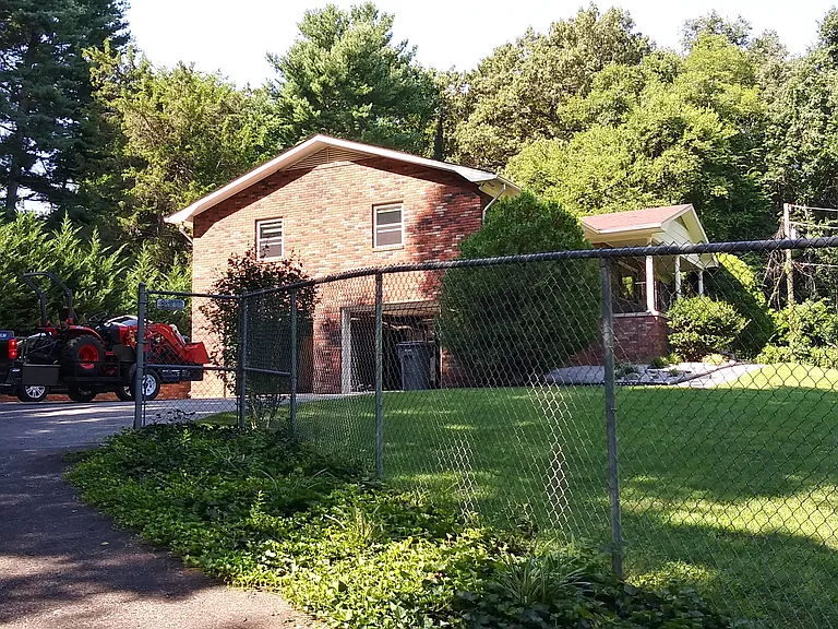 646 Greenwood Dr — Photo 4