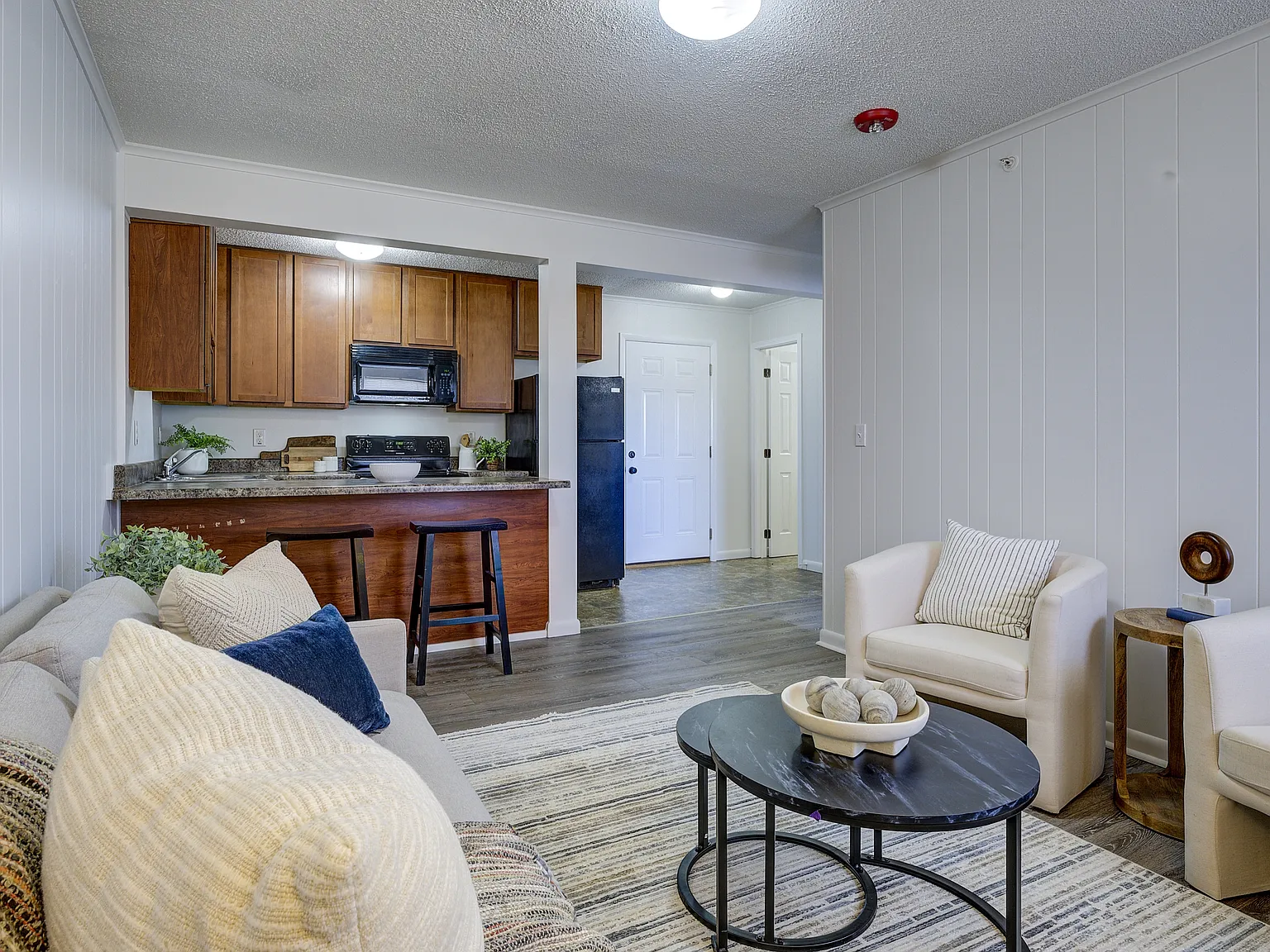 Greeneville - 808 Carolina Drive - 304 — Photo 4