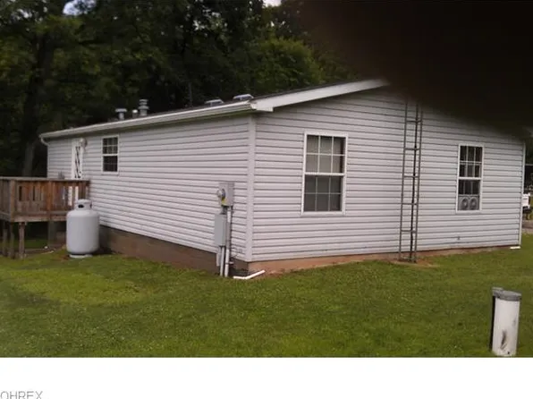 5573 Muffly Ave SW, Navarre, OH 44662