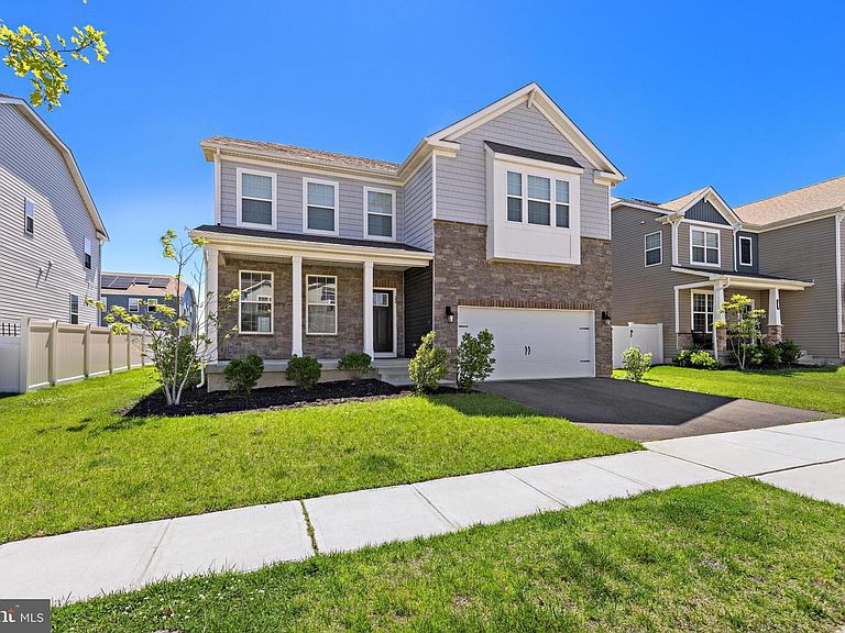 Listing photo 5
