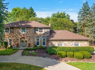 1675 Kilburn Rd N, Rochester Hills, MI 48306