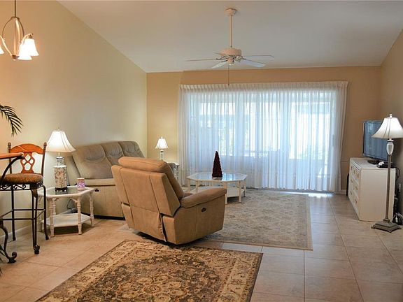 3rd image of 6509 Hamlet Dr Unit 29-A
