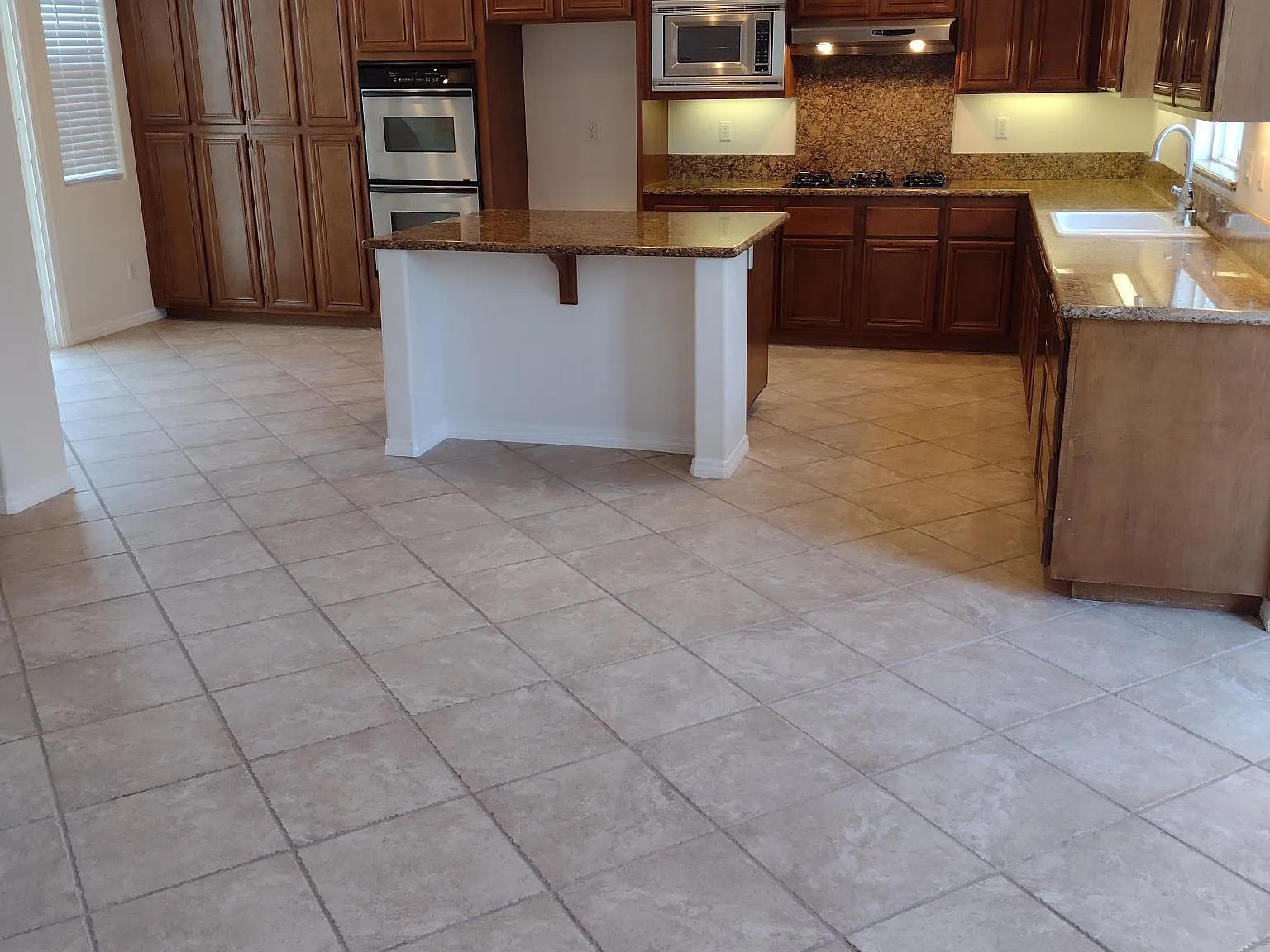 3372 Brookwood Lane — Photo 3