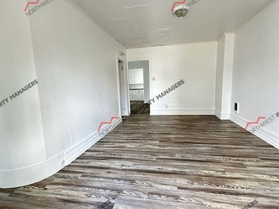 2nd image of 408 S Iron St #15