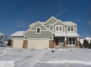 8222 Arboretum Ln, Lansing, MI 48917