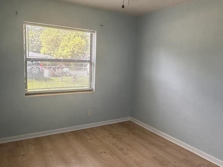 10509 Stone Rd — Photo 14