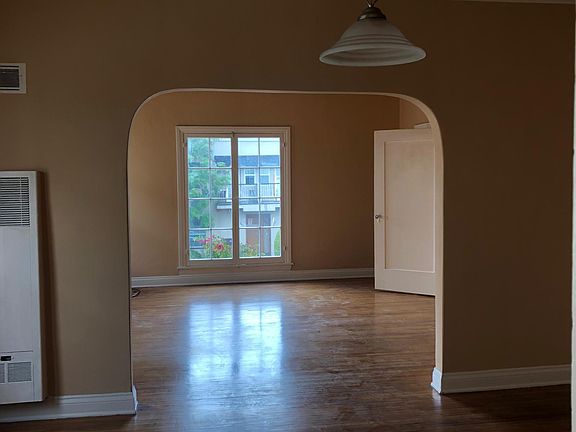 2nd image of 340 1/2 N Stanley Ave