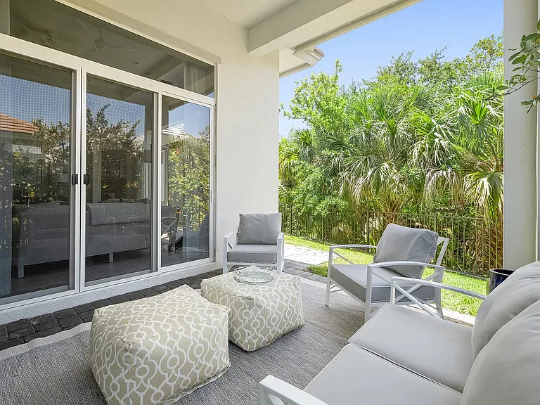 9261 Orchid Cove Cir — Photo 14