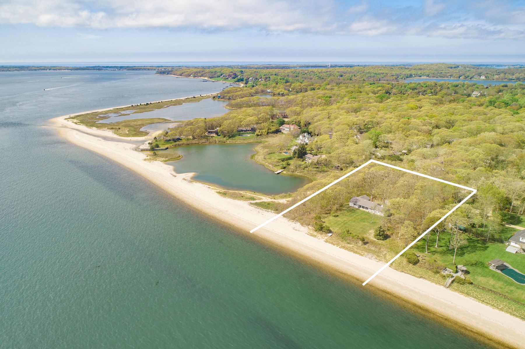 22 Peconic Ave, Shelter Island, NY 11964 Out East