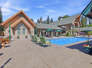 8850 E Fernan Lake Rd, Coeur D Alene, ID 83814