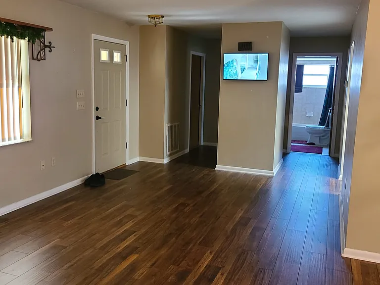4501 SW 194th Ave — Photo 6