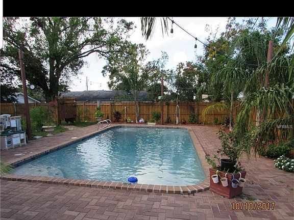 2nd image of 550 E Rainero St