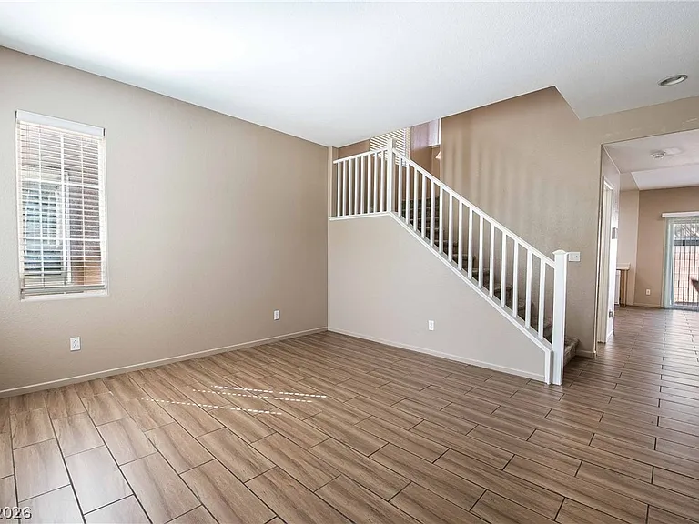 3925 Meadow Foxtail Dr — Photo 3