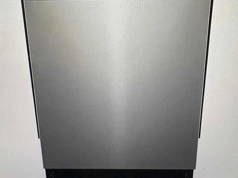 Stainless Steel Dishwasher!