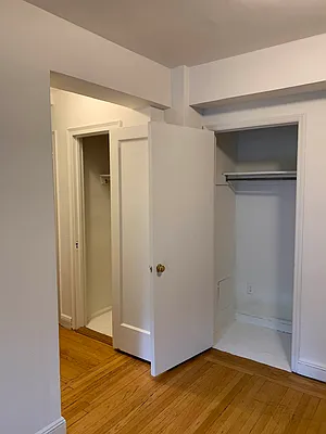 Rented by Bond New York | media 23