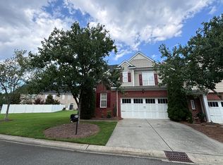 9333 Longstone Ln, Charlotte, NC 28277