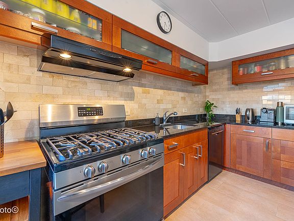 5th image of 1960 W Norwood St APT 3D