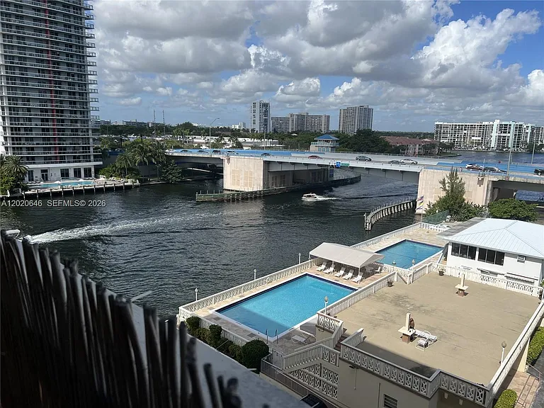 1817 S Ocean Dr #718 — Photo 15
