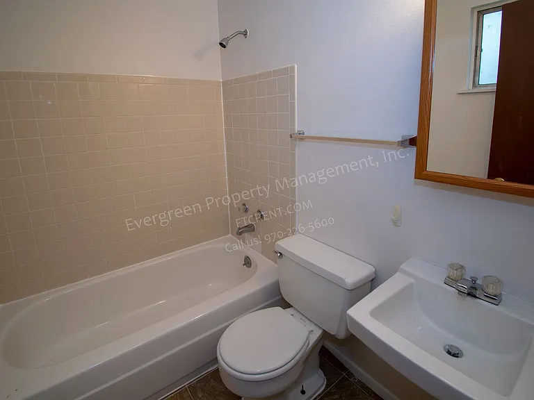 2008 W Plum St — Photo 86