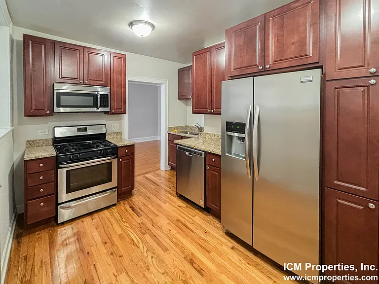 5069 N Wolcott Ave #2 — Photo 1
