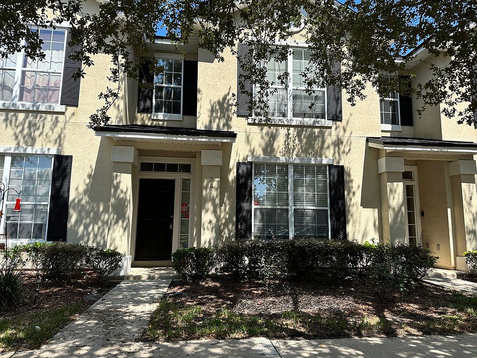 1st image of 502 Sherwood Oaks Dr