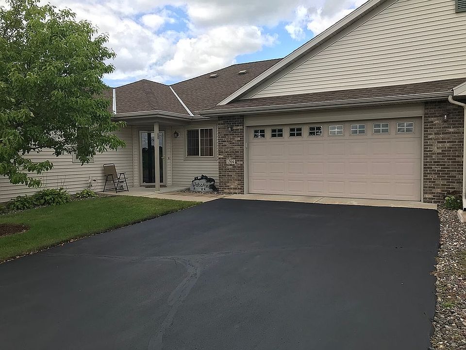 1st image of 1394 Heritage Ln