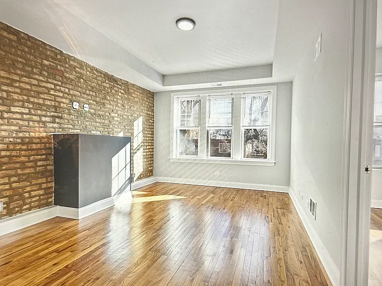 7328 N Damen Ave #1 — Photo 7