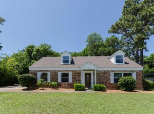 5415 Hibiscus Rd, Pensacola, FL 32504