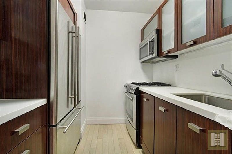 2nd image of 211 E 46th St #29D