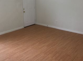 800 Upper Smiths Grove Rd, Smiths Grove, KY 42171