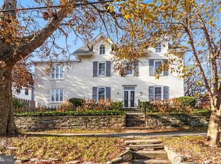 101A W Gravers Ln, Philadelphia, PA 19118