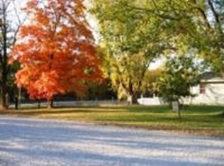 3101 E Thomas Hill Rd, Sturgeon, MO 65284