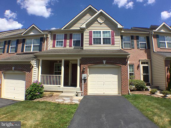 3rd image of 305 Elizabeth Dr