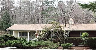 1st image of 390 Farnum Pike