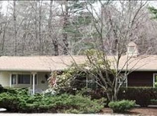 390 Farnum Pike, Smithfield, RI 02917