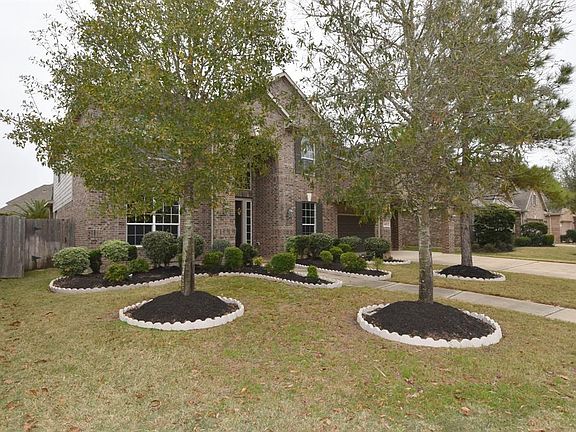 2nd image of 4631 Middlewood Manor Ln