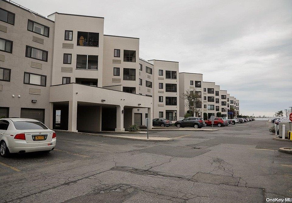 1st image of 725 Miller Avenue #124