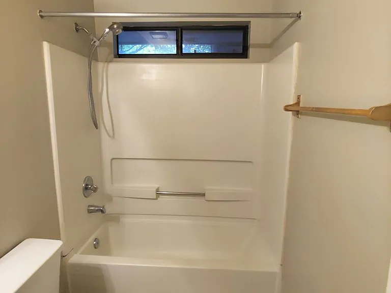905 Tomahawk Ct — Photo 14
