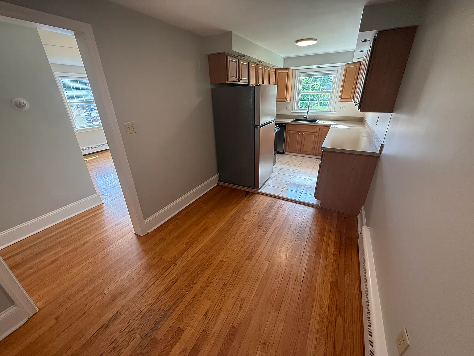 3 bed, $2,500 — Photo 3
