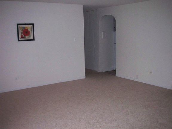 3rd image of 3913 Saratoga Ave #G-102