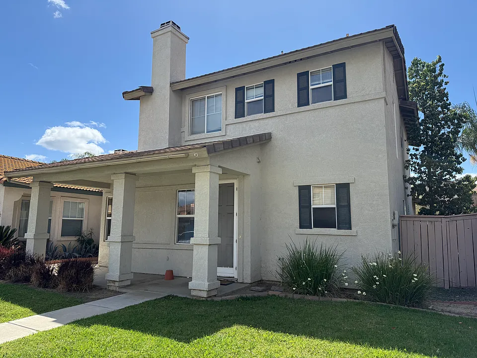 39561 Tischa Dr