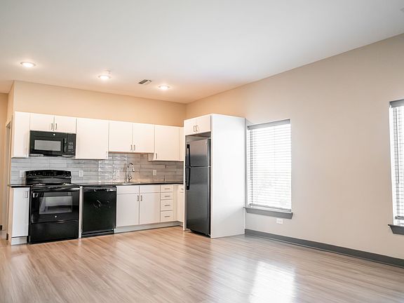 5th image of 645 N Front St #317