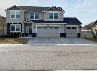 1077 W Riodosa Ct, Meridian, ID 83642