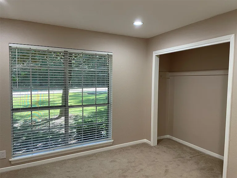 1204 Apache Dr — Photo 16