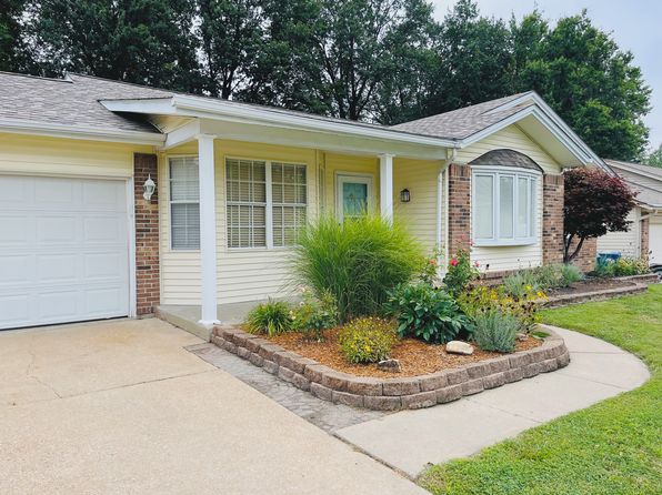 1611 Treetop Dr