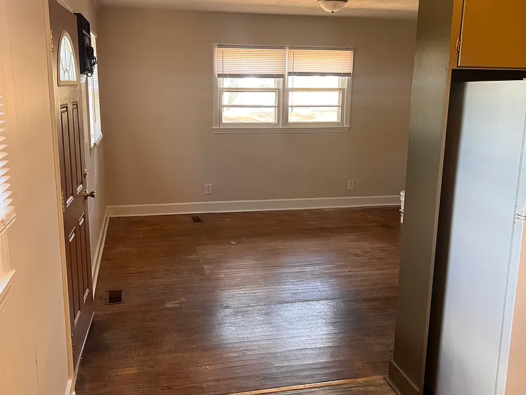 311 Pinecrest Ave #A — Photo 3