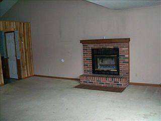 3rd image of 837 Westridge Cir