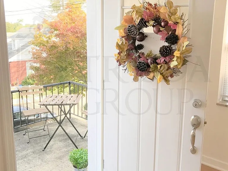 3218 Glendale Ave — Photo 45